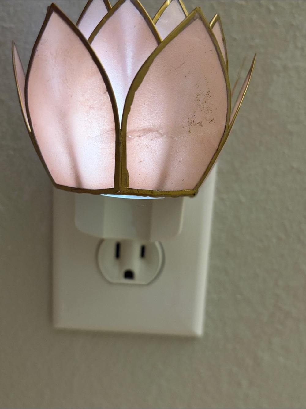 Yankee Candle Pink Lotus Nightlight Shade with Gold Trim